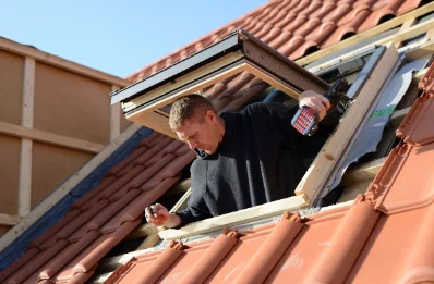 Pose de fenêtres de toit Velux à Baives